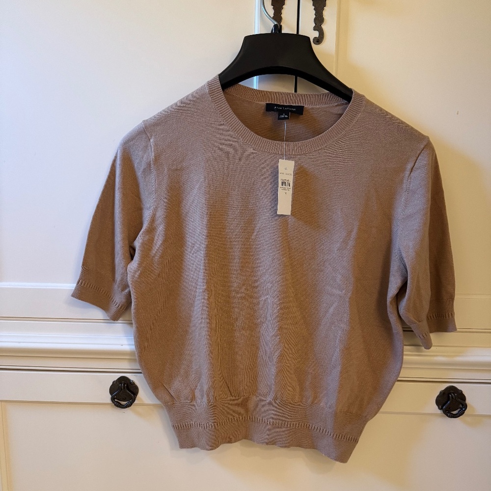 NWT Ann Taylor tan sweater - M